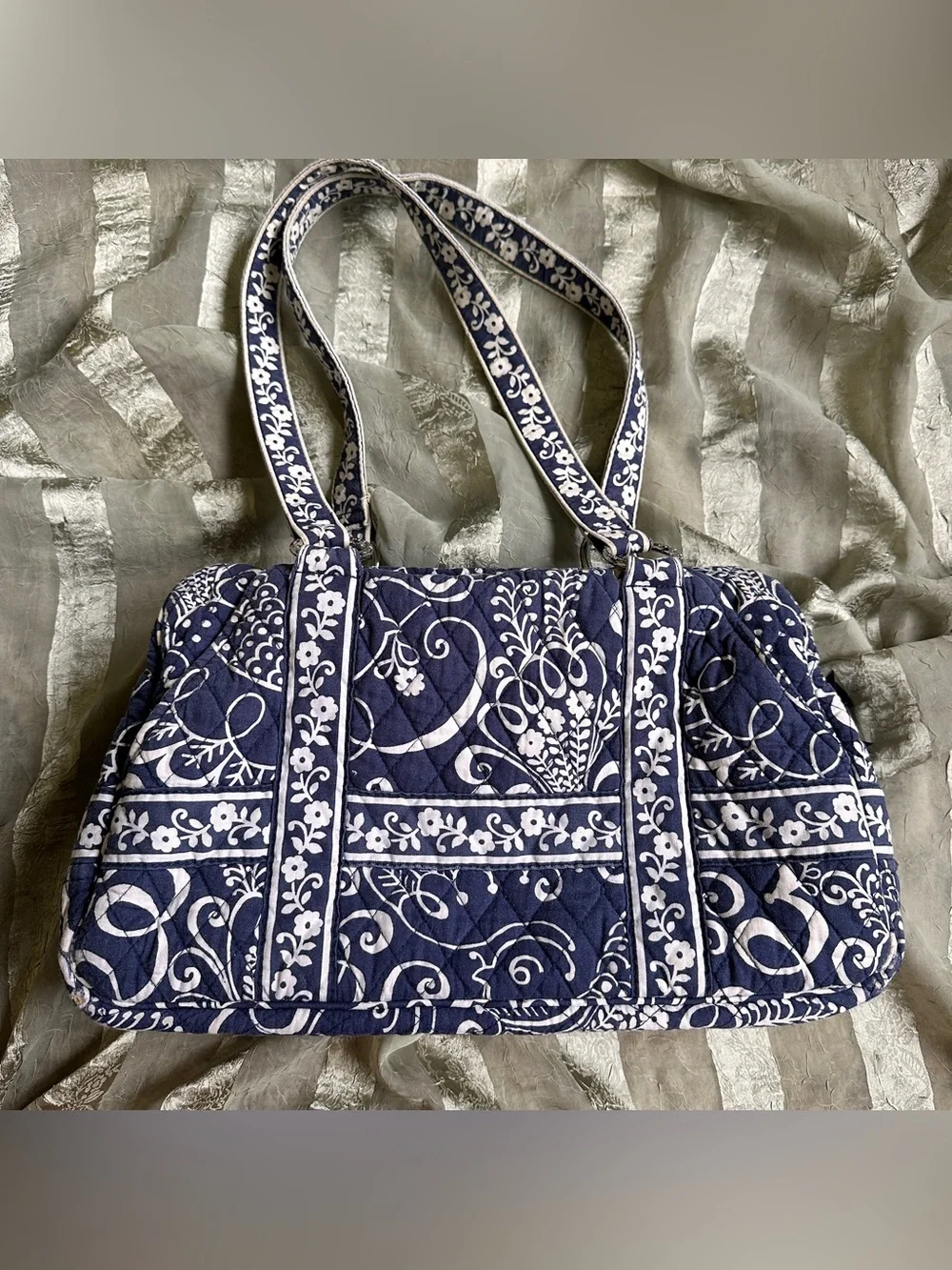 Vera Bradley Twirly Bird Blue Navy and White Quilted Floral Shoulder Bag